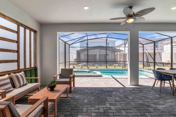 7BR Home | Themed Rooms + Game Room | Pool & Spa
